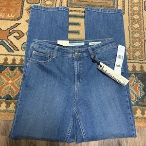 NWT Jones NYjeans 10P